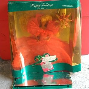 LAST CHANCE Holiday Barbie Special Edition 1990